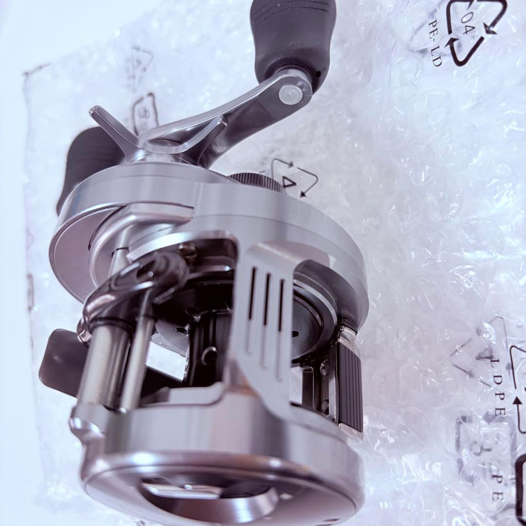 20カルカッタコンクエスト200DC HG SHIMANO リール　釣り