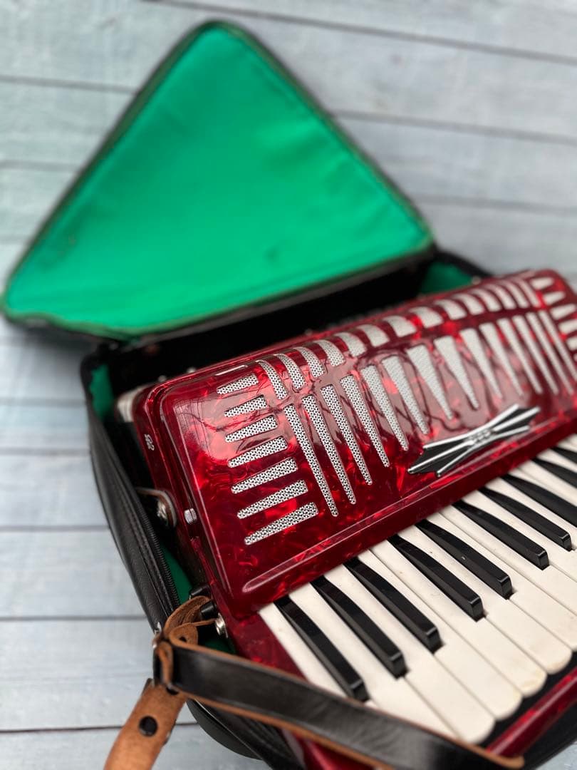 YAMAHA ヤマハ　32鍵盤　YA-21 アコーディオ(H41)
