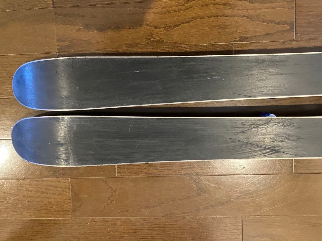 子供用スキー3点セット　スキー板100 スキーブーツ21-22 スキーセット
