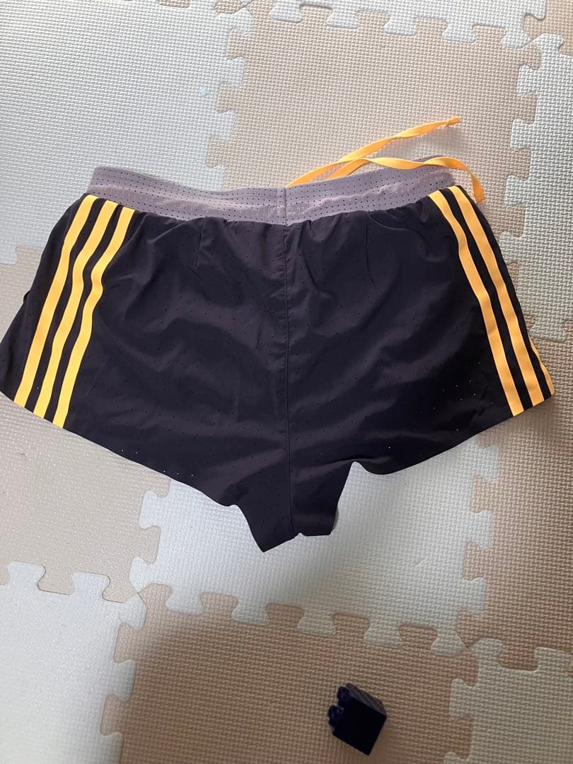 adidas ADIZERO スリムフィットショーツ
