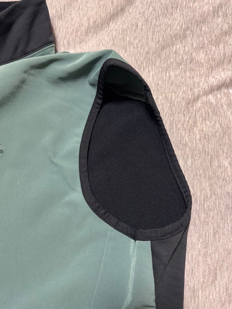 【希少】patagonia パタゴニア ハイブリッド ジップアップベスト L