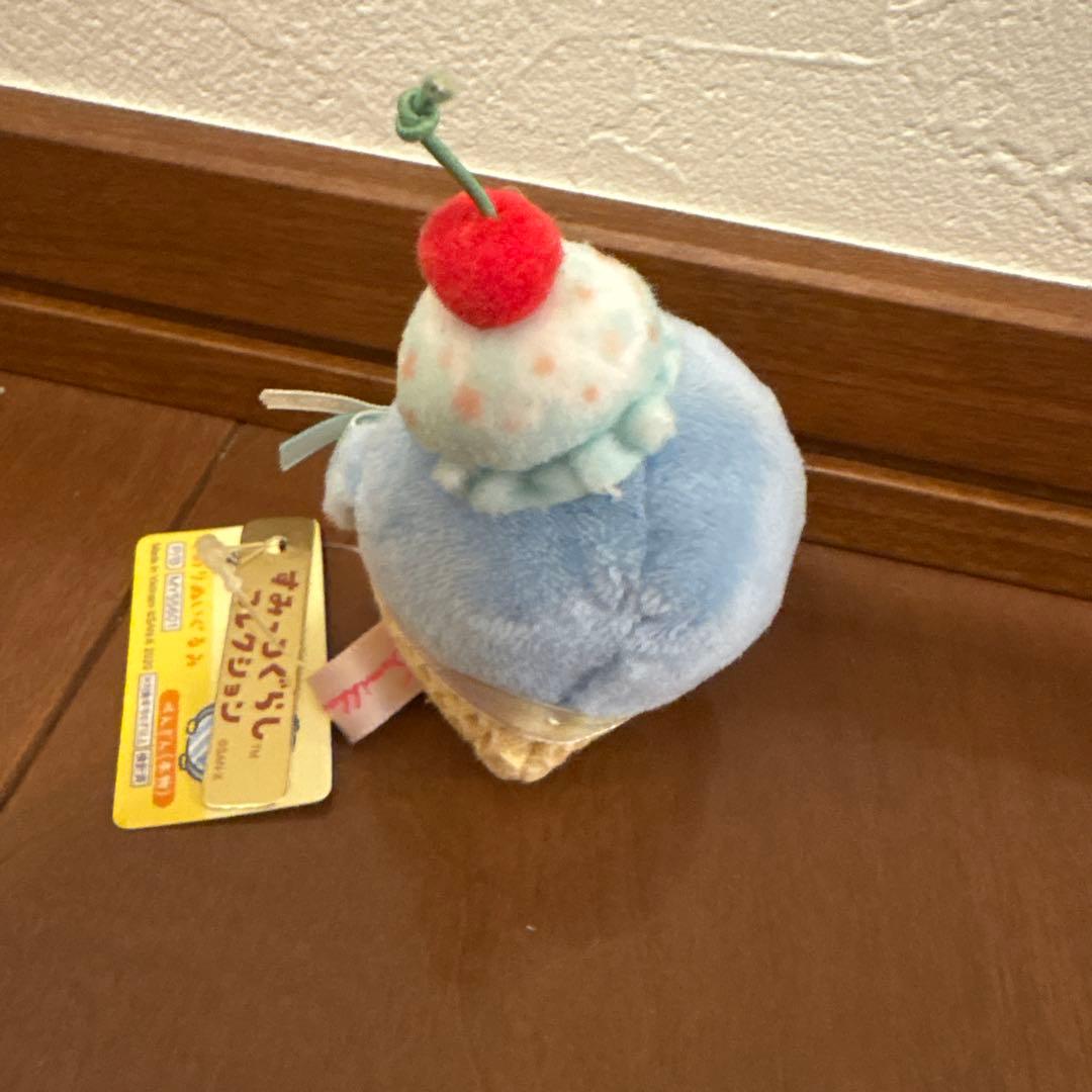 すみっコぐらし　ぺんぺんアイスクリーム　てのりぬいぐるみ　ぺんぎん　本物　ロフト