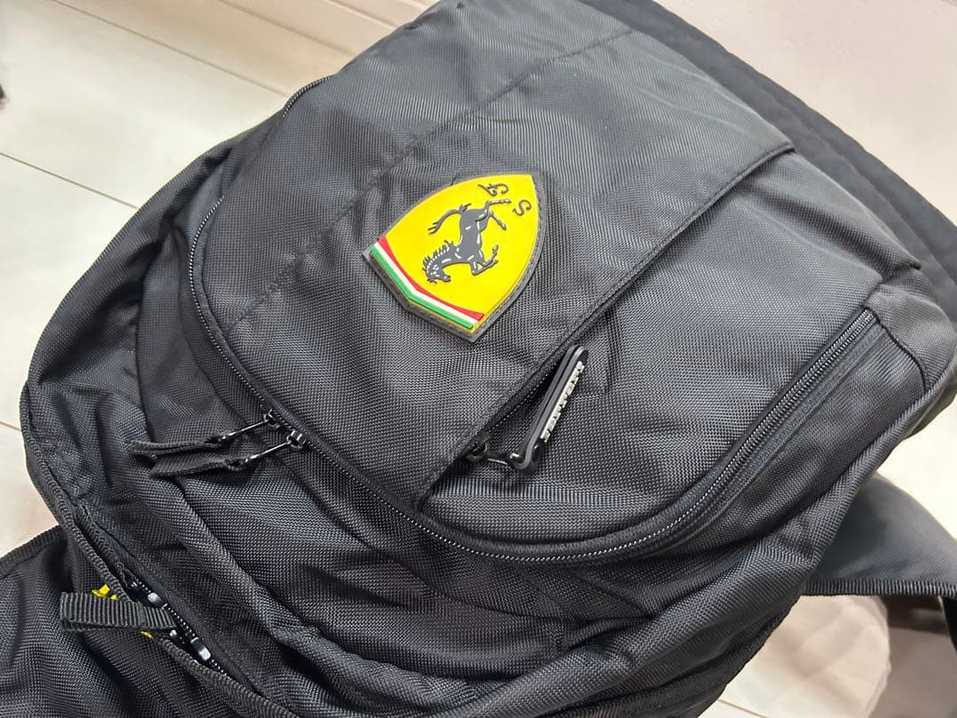 超希少 フェラーリFerrari ブラック ボディーバッグ メッセンジャーバッグ
