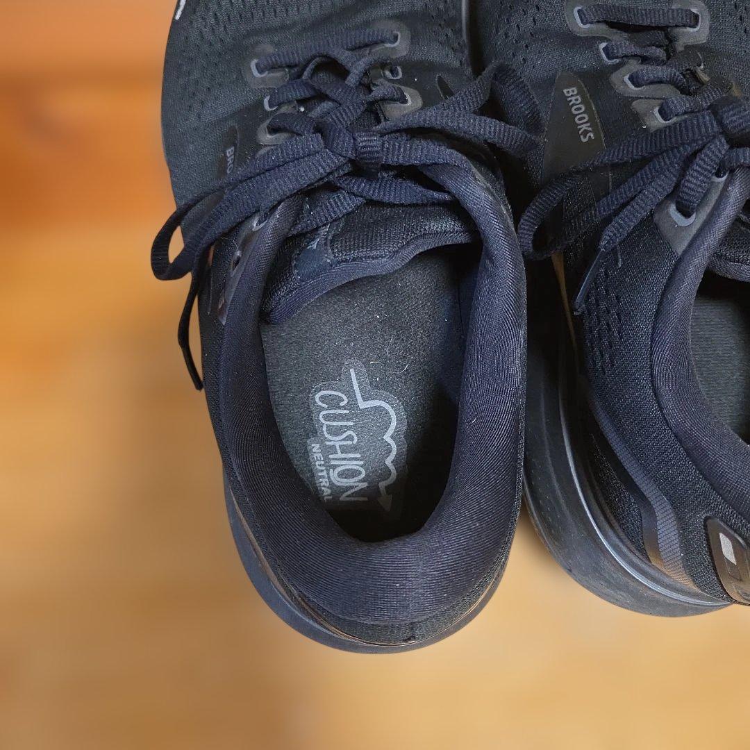 BROOKS ブルックス ゴースト15 4E ブラック 26.5㎝