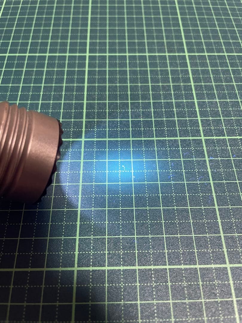 ライト・ランタン Olight Seeker 4 mini Titanium