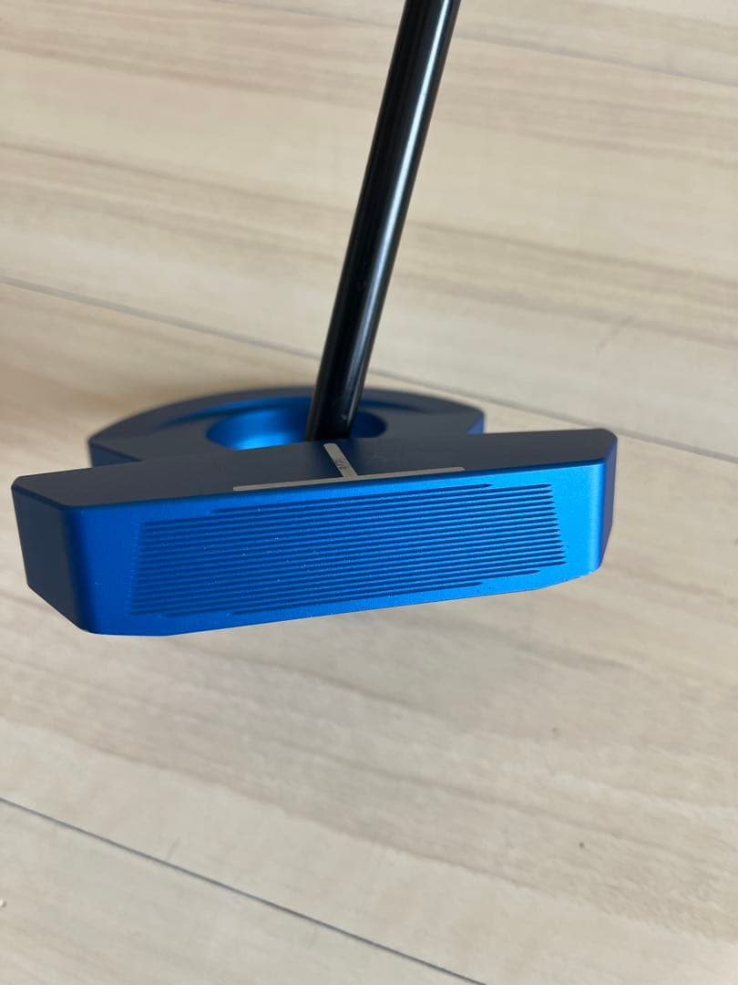 肉肉88　L.A.B. GOLF DF3 パター 青色