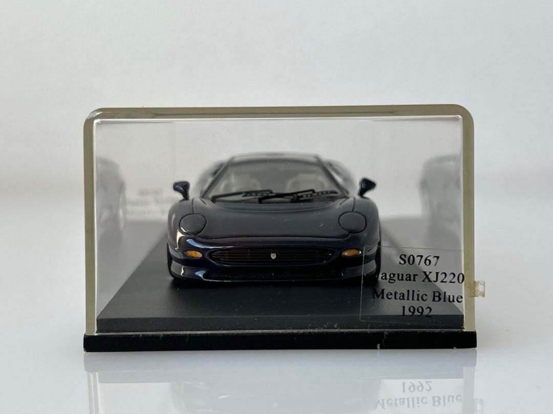 Spark Jaguar XJ220 ミニカー 1/43