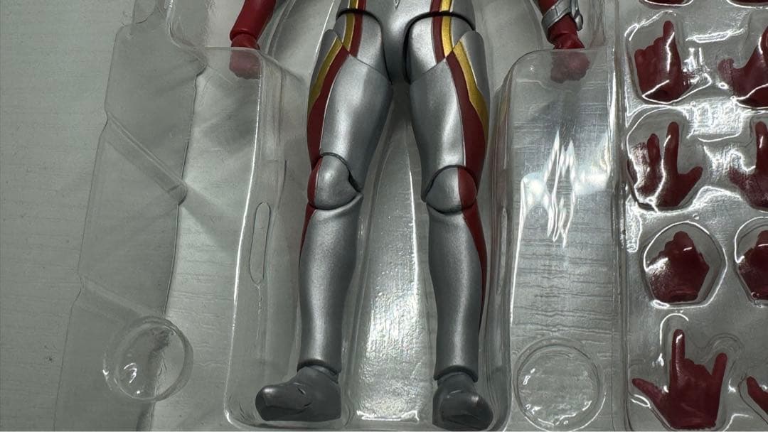ウルトラマンゼロS.H.Figuartsストロングコロナゼロ&ルナミラクルゼロ