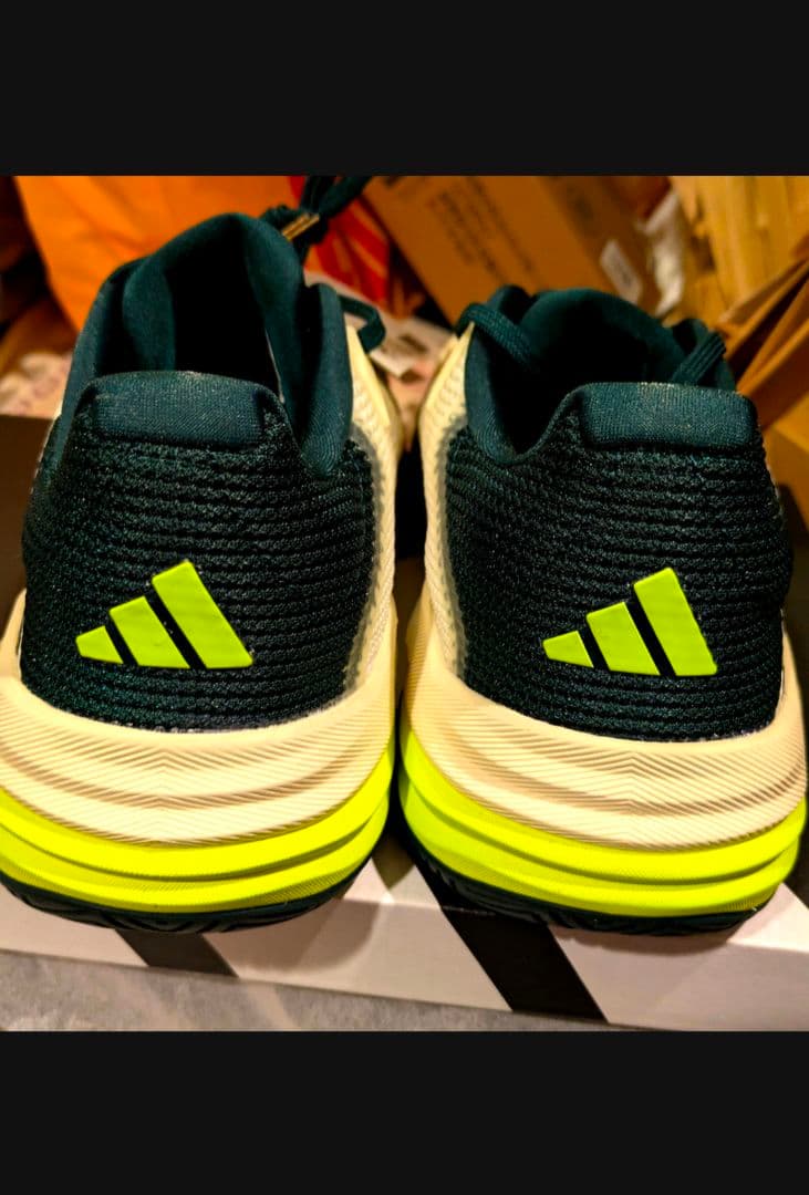 【新品】adidas バリケード 13 JH5129 26.5cm ユニセックス