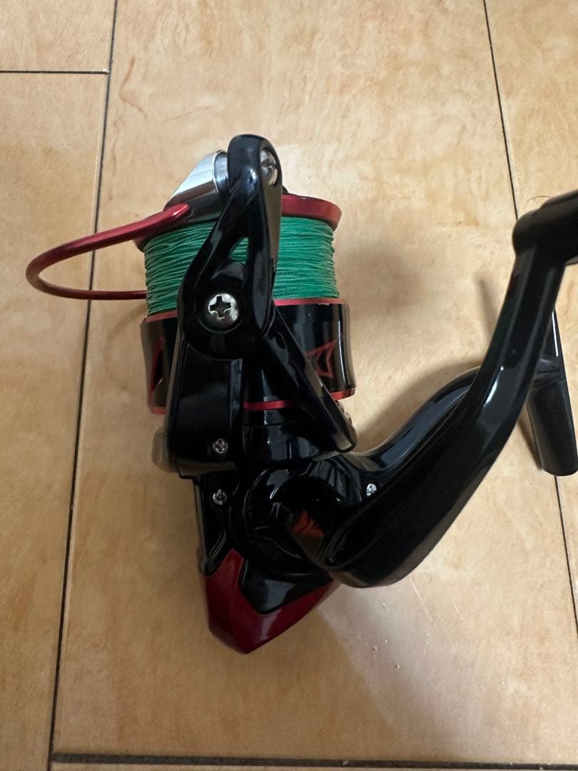 美品　KastKing Sharky III 5000 ゴメクサス　カストキング