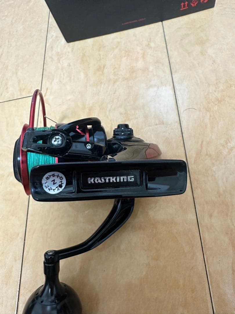 美品　KastKing Sharky III 5000 ゴメクサス　カストキング