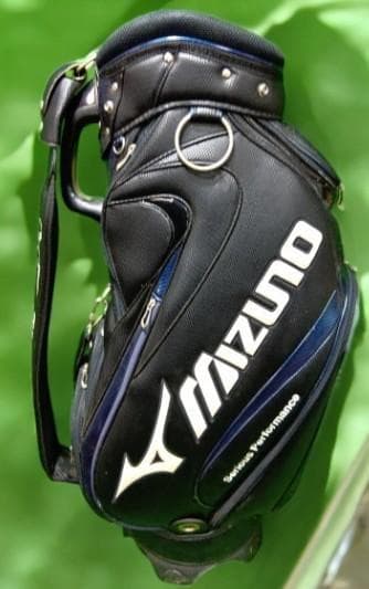 送料無料/美品Mizuno Serious Performance 大型キャディ