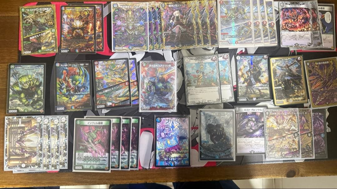 デュエルマスターズカード多数セット ８デッキ ＋残りパーツ　引退品