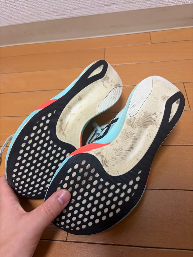 【4/12まで値下げ】アシックス メタスピードエッジパリ　25.0cm