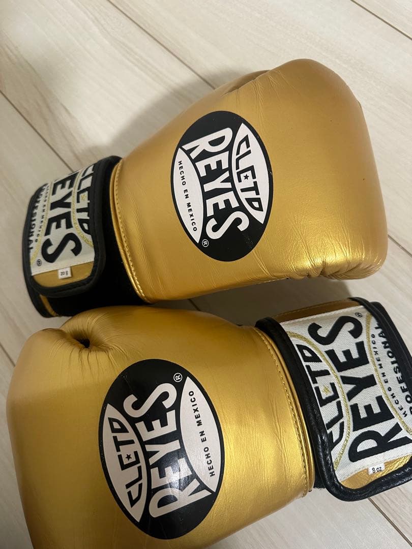 CLETO REYES ボクシンググローブ ゴールド　8オンス　K-1 キック