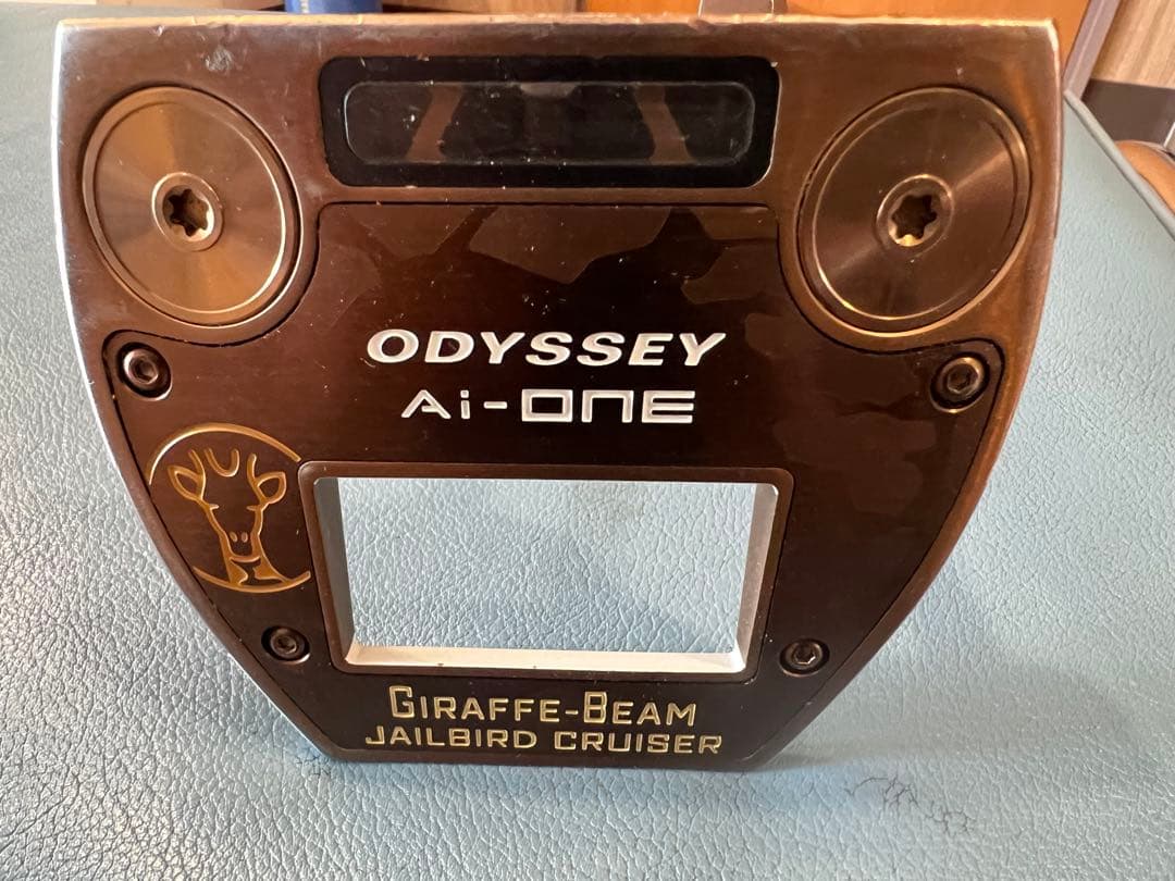 ODYSSEY GiraffeBeam Jailbird Cruiser パター