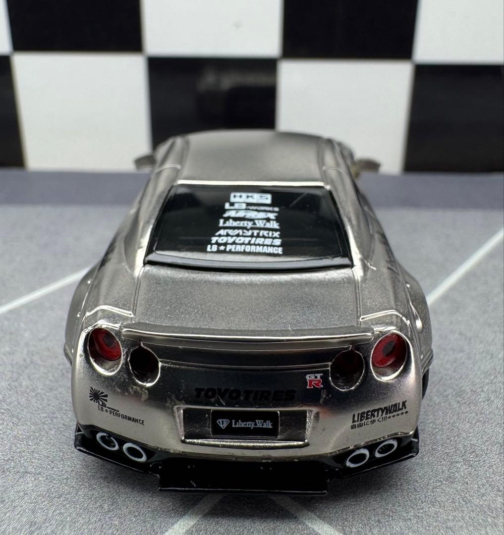 MINI GT LB★Works NissanGT-R Stain Silver