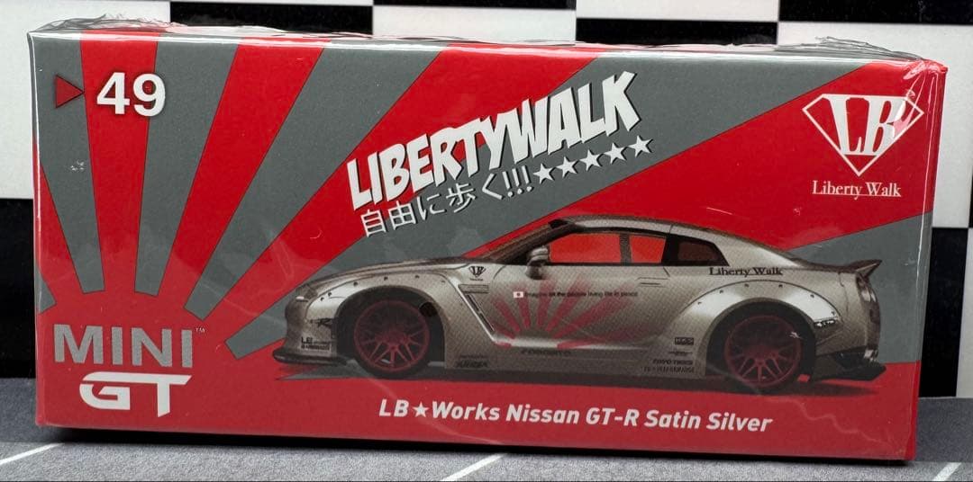 MINI GT LB★Works NissanGT-R Stain Silver