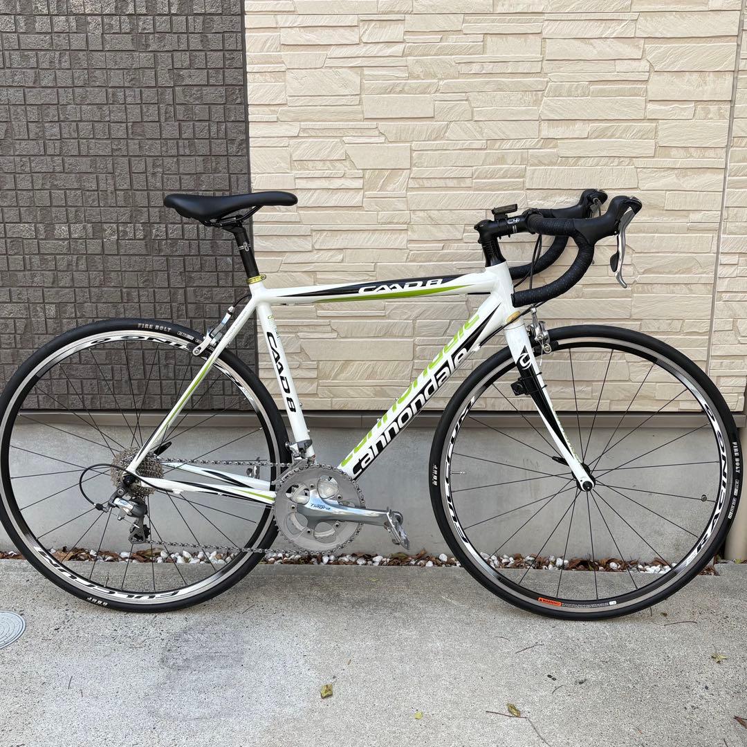 【未使用に近い】cannondale キャノンデール CAAD8 tiagra