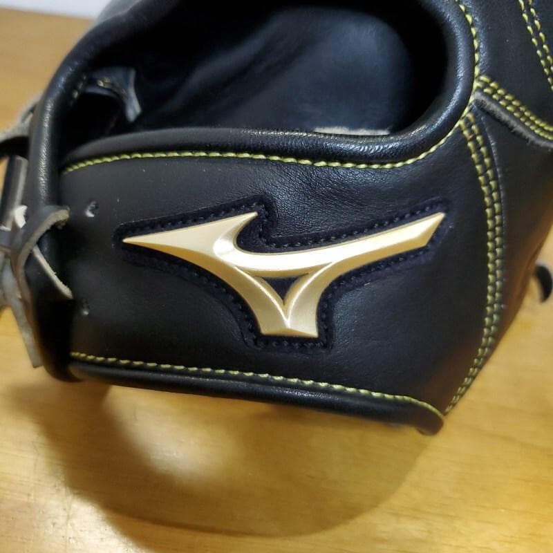 ミズノ 菅野モデル グローバルエリート プロフェッショナル 投手用 軟式グローブ