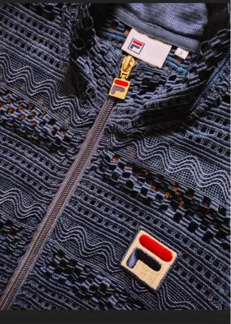 FILA ネイビー メッシュジップアップジャケット　Sサイズ