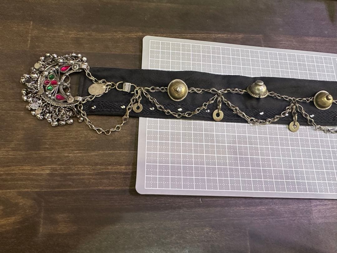 ベリーダンス　トライバル　kuchiチャーム　ヘッドアクセサリー