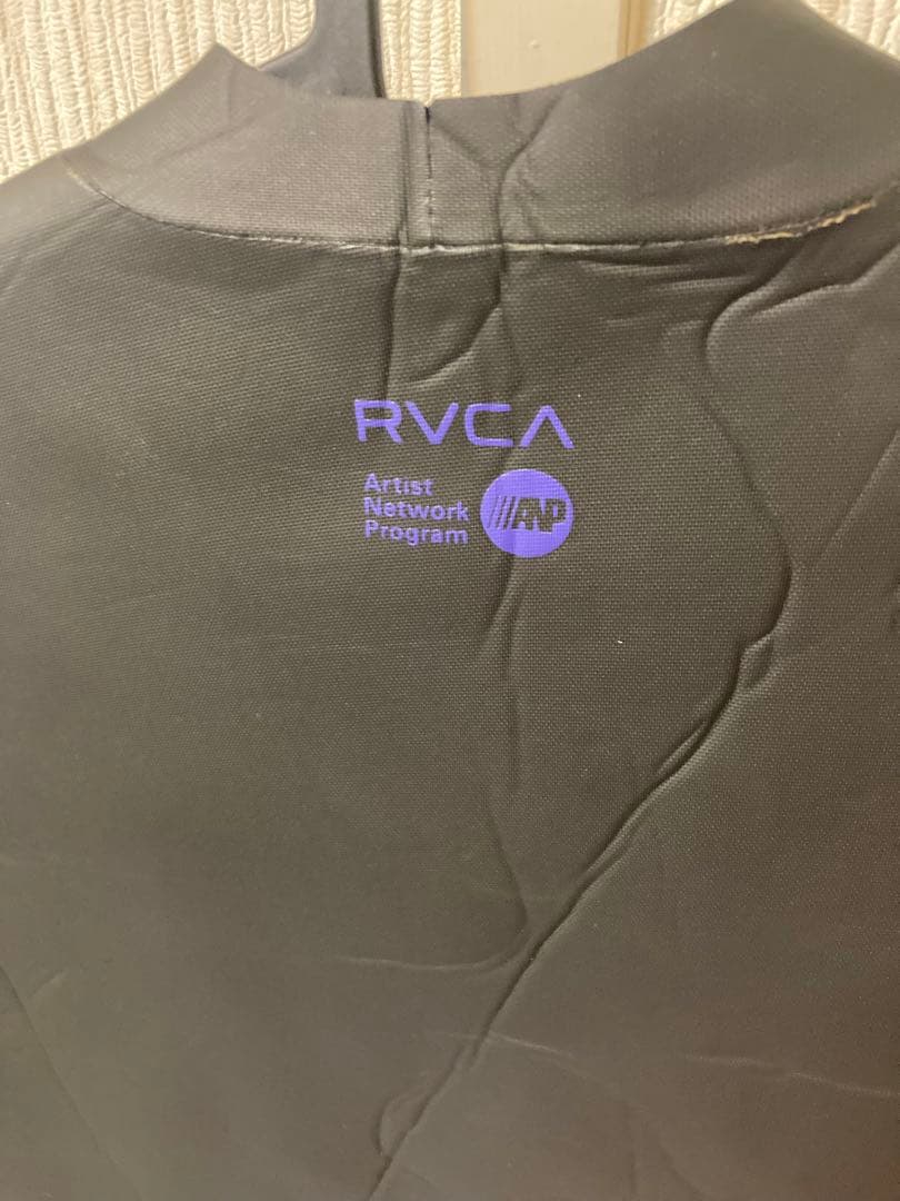 未使用 ルーカ RVCA サーフィン タッパー ウェットスーツ  Mサイズ
