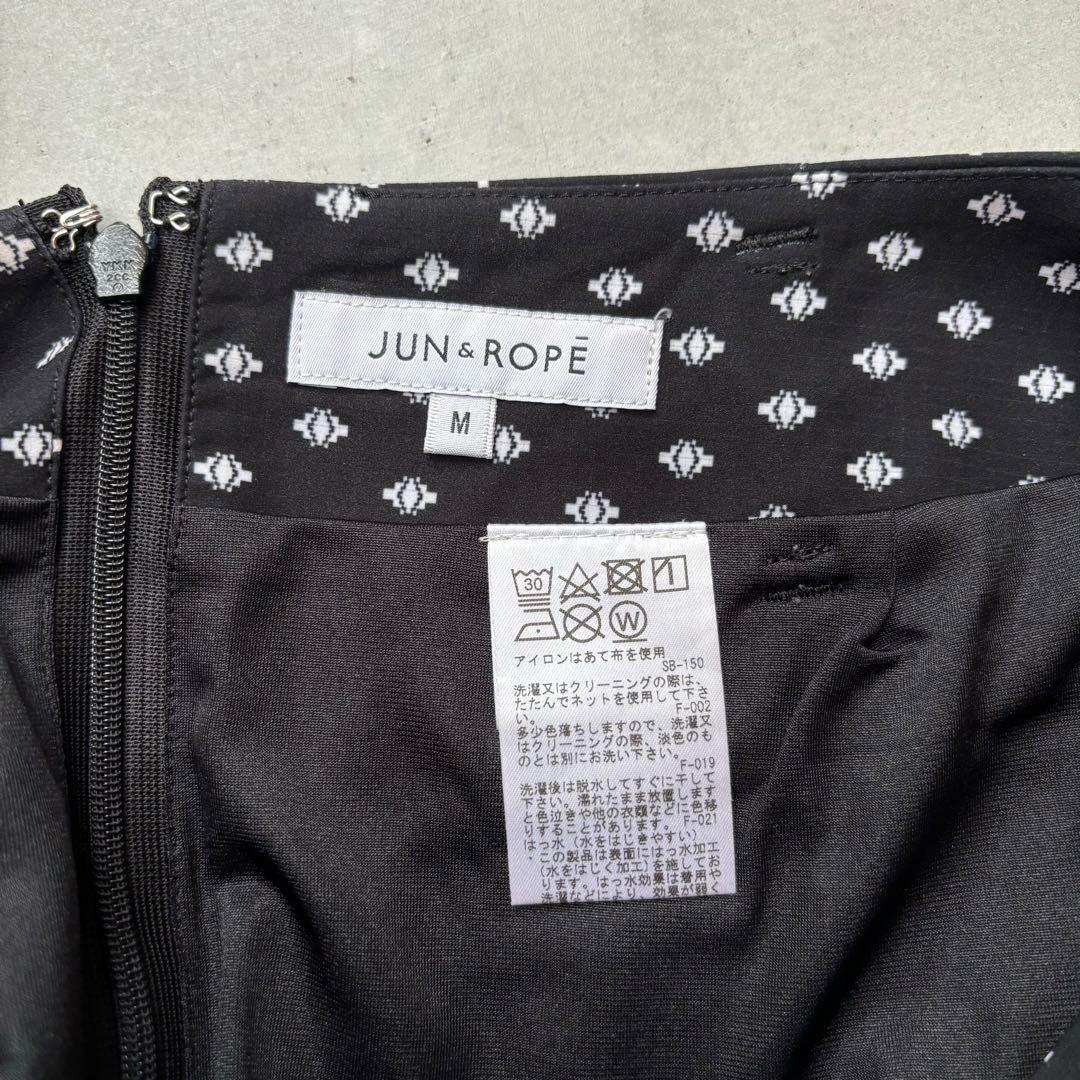 Jun&Ropé ジュンアンドロペ ナバホ小紋柄 ストレッチＡラインスカート M