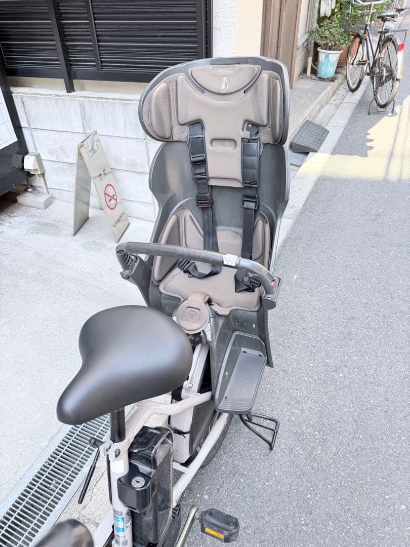 子供乗せ　BIKKE ブリヂストン　電動アシスト自転車 チャイルドシート付き