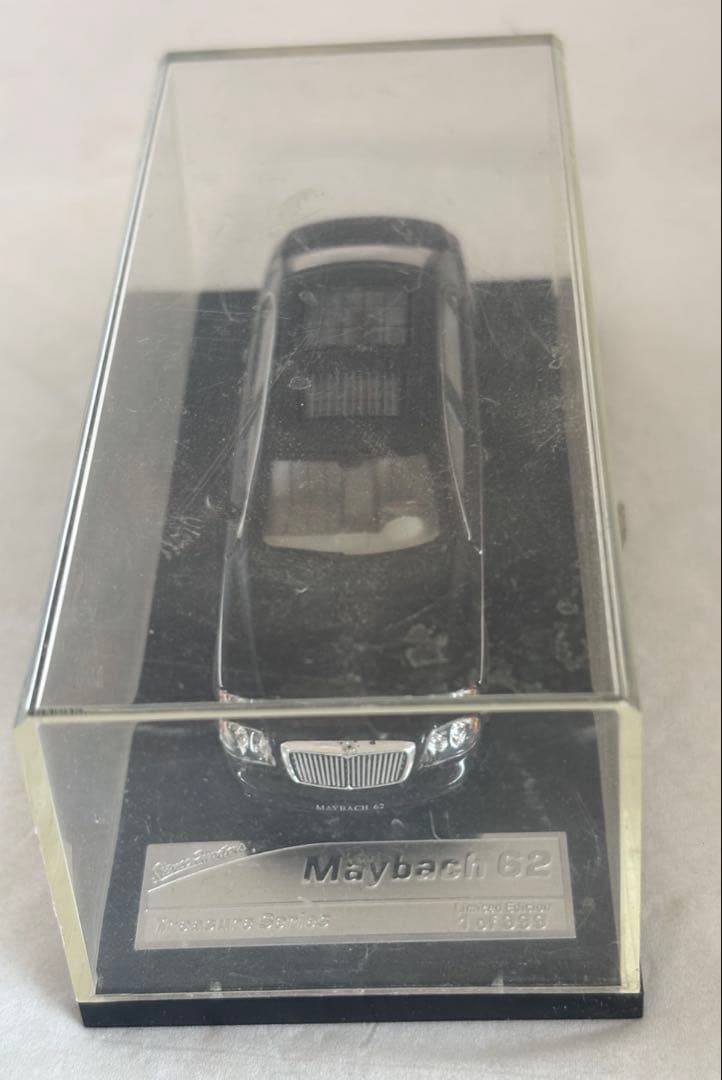 Maybach 62 ブラック 1/43スケール