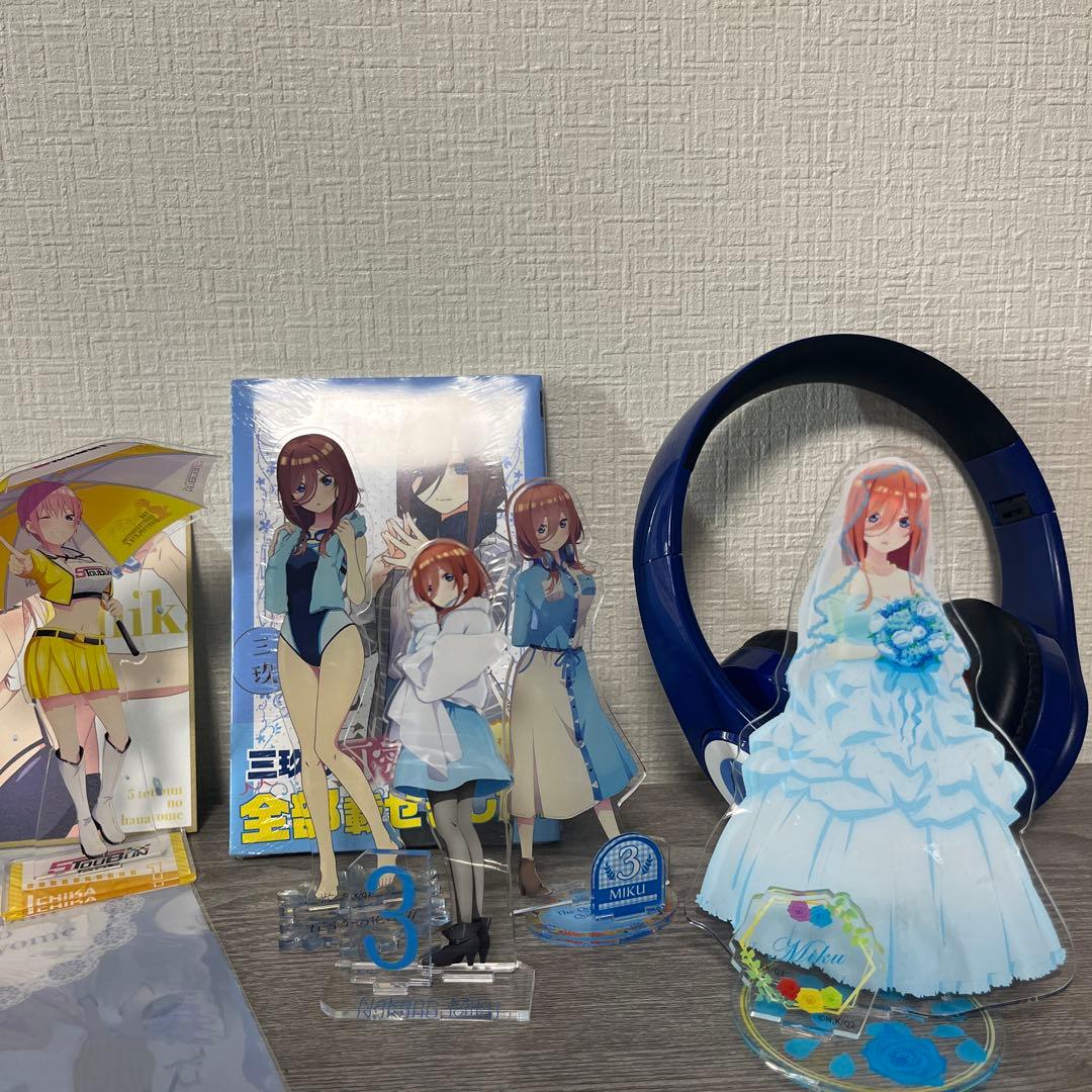 5等分の花嫁のアクリルスタンド、タペストリー、その他