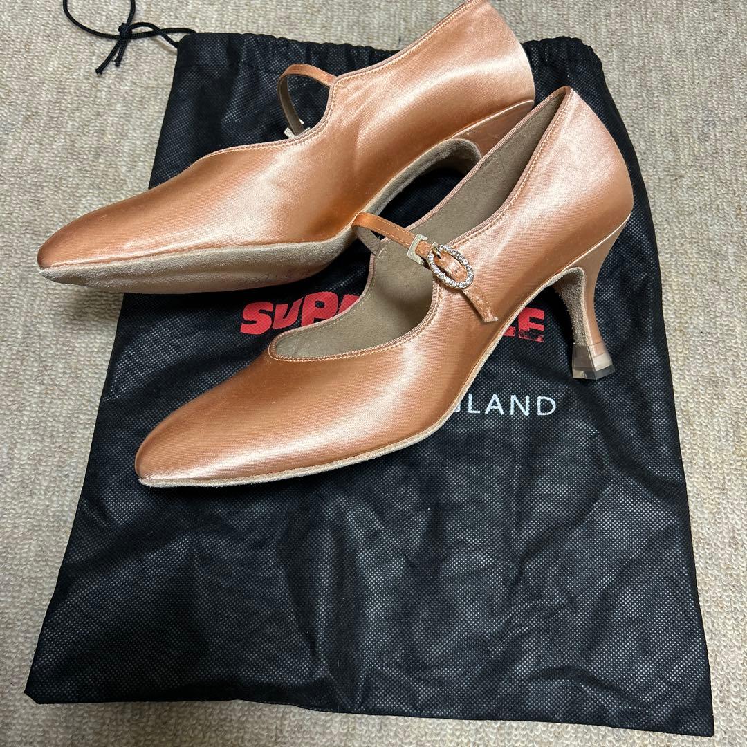 【新品未使用】社交ダンスシューズ　25.5〜26cm 定価の1万円OFF
