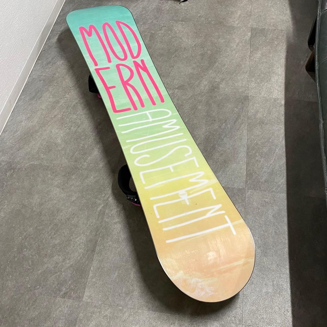Modern Amusement スノーボード 144cm ピンク C248