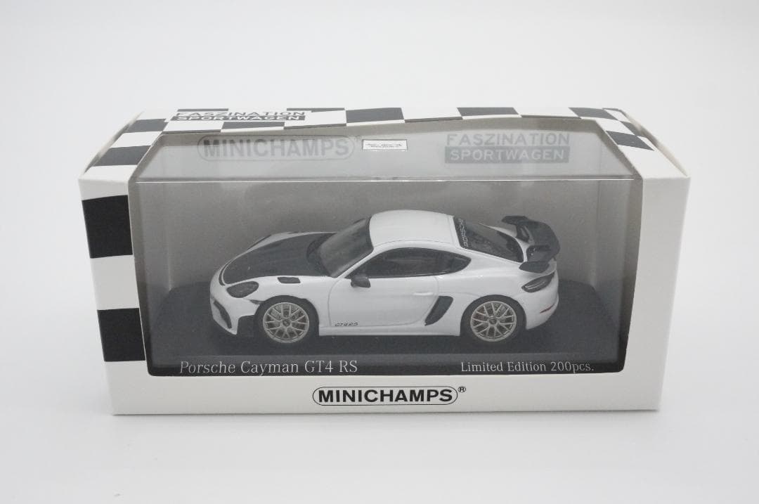 kazu1/43 ポルシェ 718 (982) ケイマン GT4 RS 白