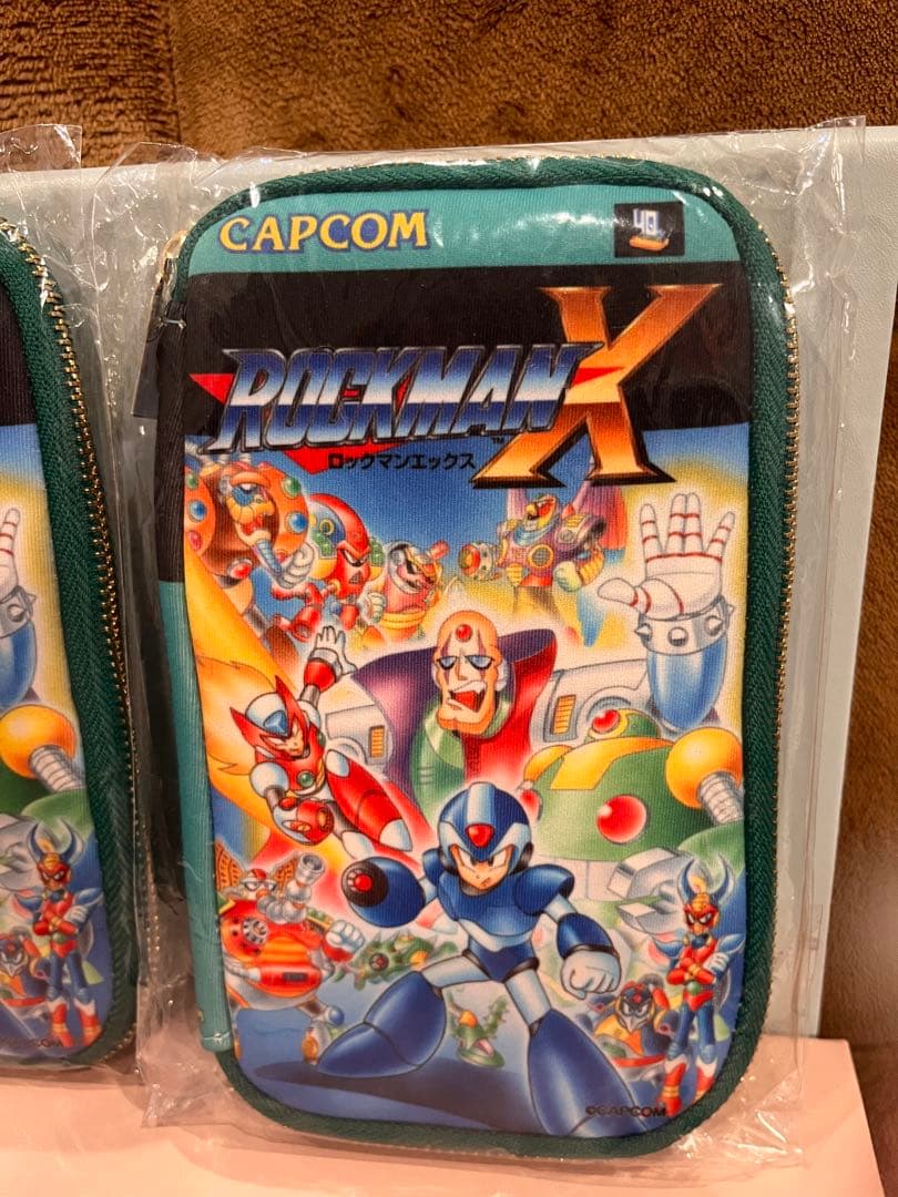 ロックマンX マルチポーチ 新品 カプコン40周年オンラインくじ ２個
