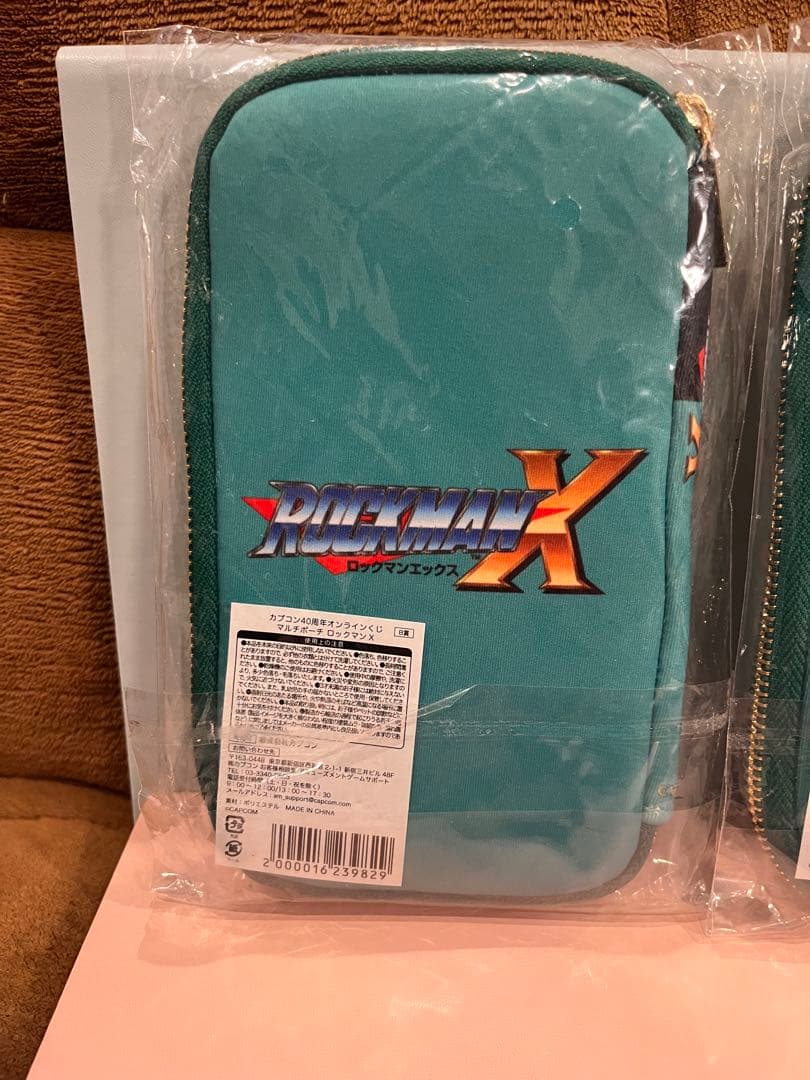 ロックマンX マルチポーチ 新品 カプコン40周年オンラインくじ ２個