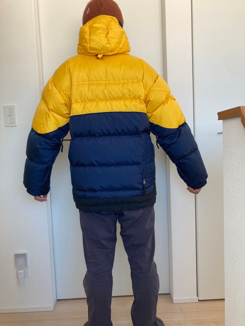 Burton ダウンジャケット Sサイズ