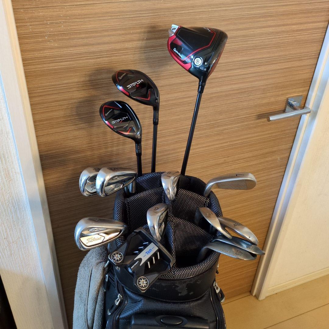 Titleist & TaylorMade メンズゴルフクラブセット