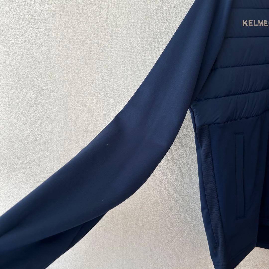 KELME ネイビー ジップアップダウンジャケット　Ｌ　極美品　サッカー　人気