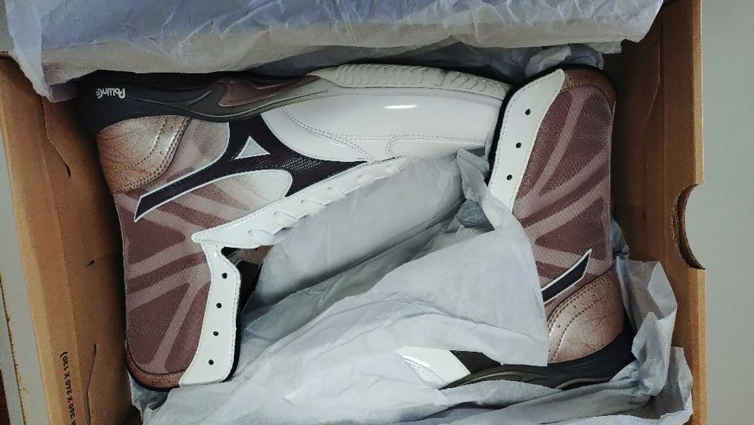 MIZUNO ウエーブモンスター 26.5 ホワイト