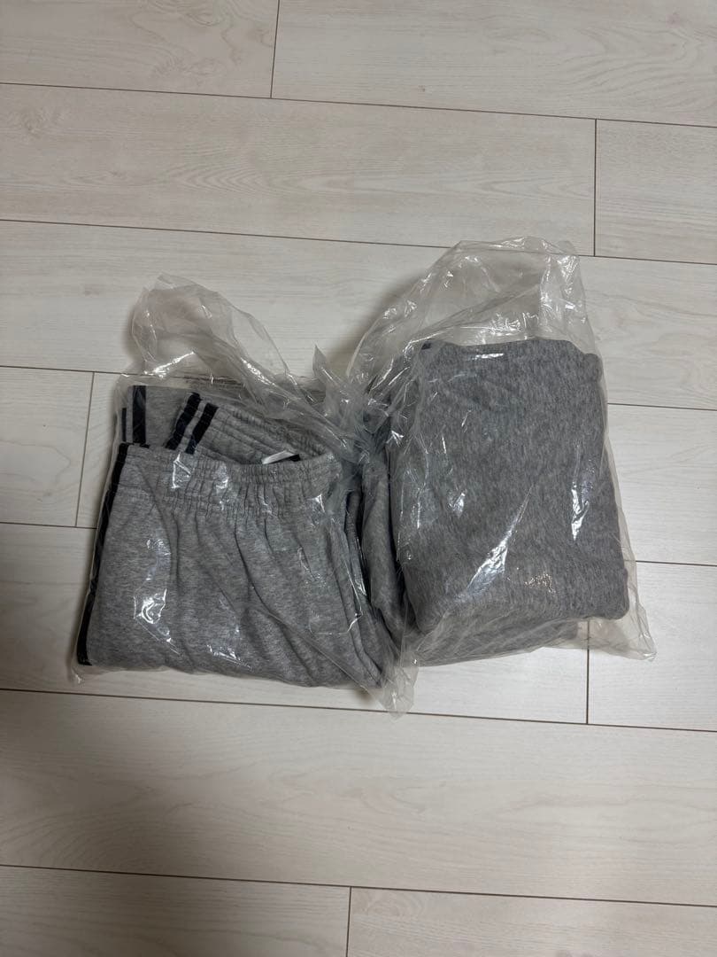 アディダス　グレートレナーセットアップ　新品