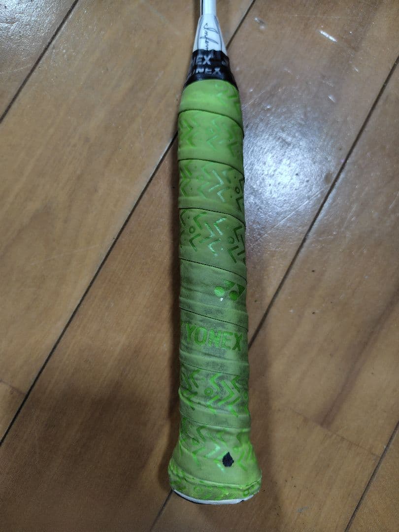バドミントンラケット 白 GOSEN