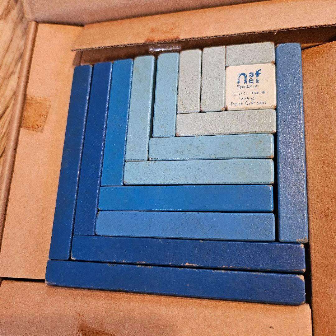 【再値下げ】ネフ社セラ[青] naef Cella 知育 積み木 スイス製