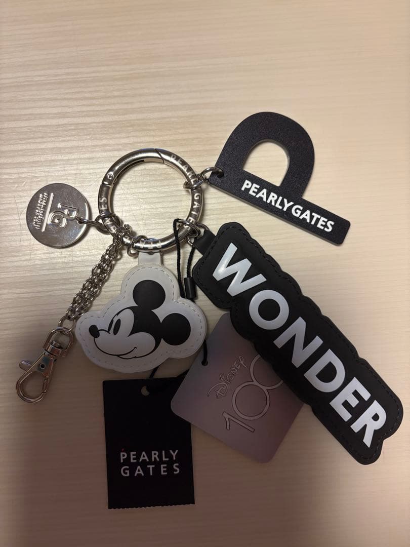 【新品格安・半額以下】PEARLY GATES ミッキーマウスコラボ　チャーム