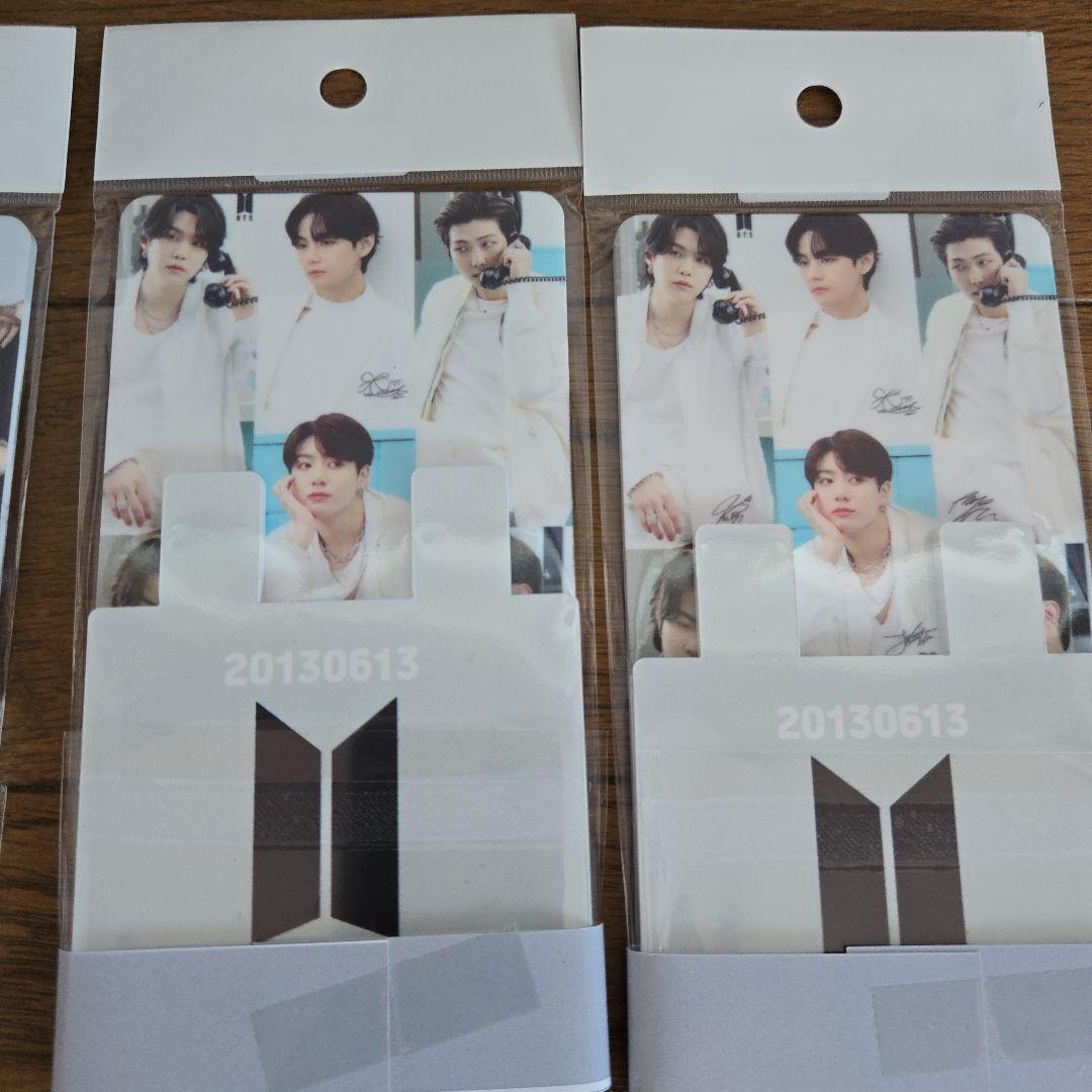 BTS スマホスタンド/3個 メタルピンバッジ/1個/キーホルダー/1個 貴重品