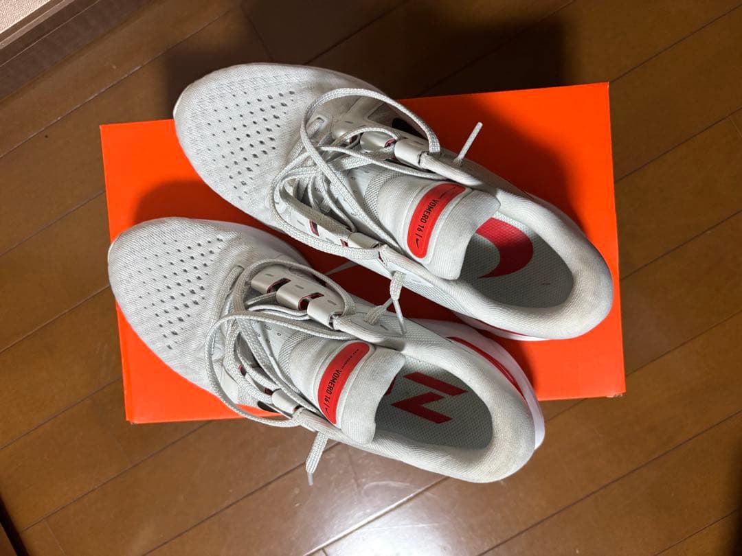 Nike スニーカー ホワイト/レッド