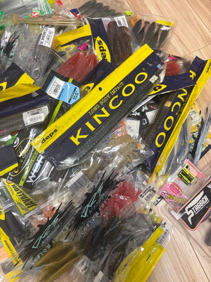 バス釣り　ワームセット　大量300パック以上 メーカー物　2