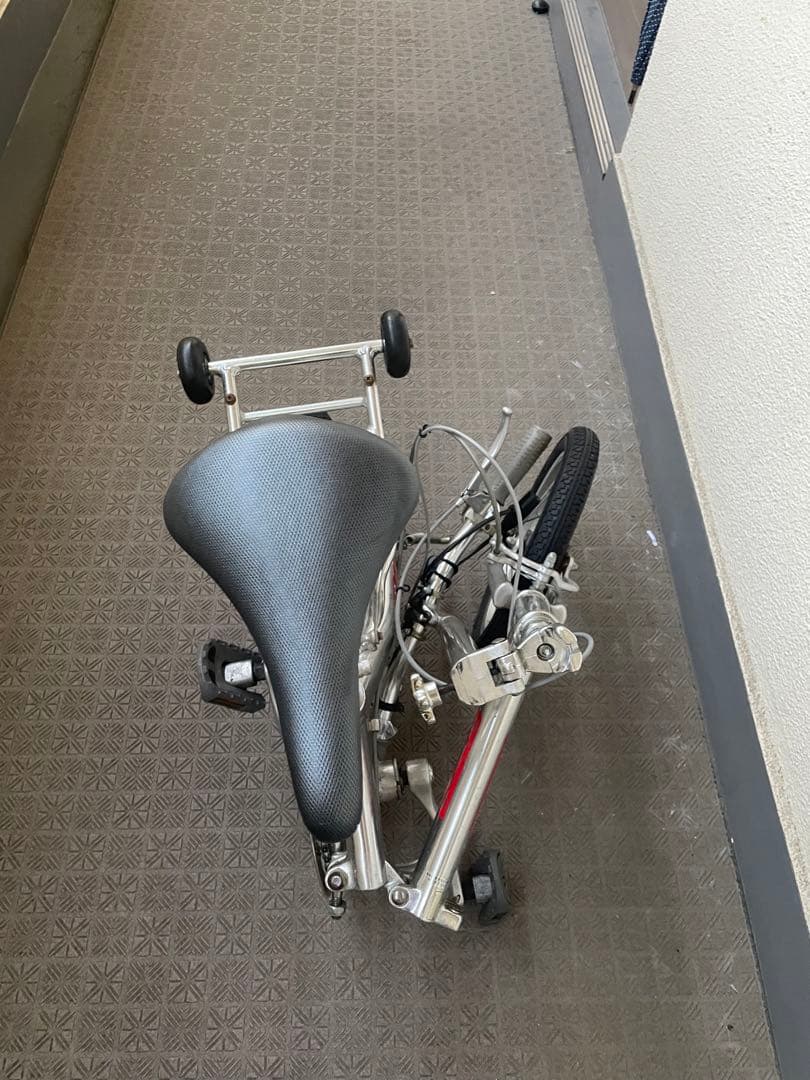 折りたたみ自転車 シルバー コンパクト　Coleman