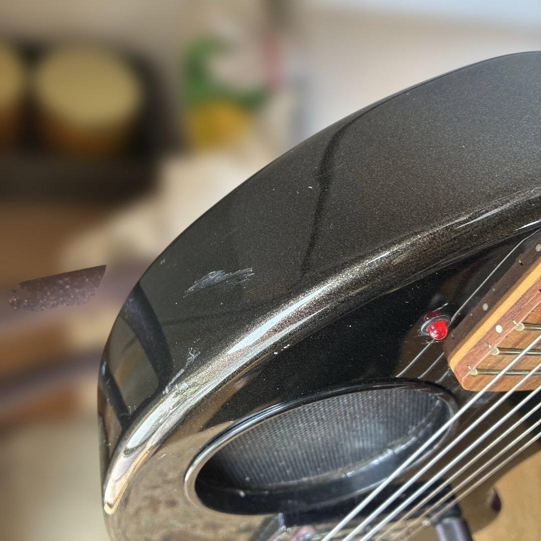 Fernandes zo-3芸達者ブラック エレキギター 内蔵スピーカー付き