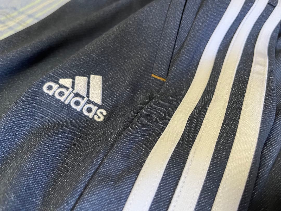 adidasアディダス　24/7 レギュラーフィット AEROREADY デニム